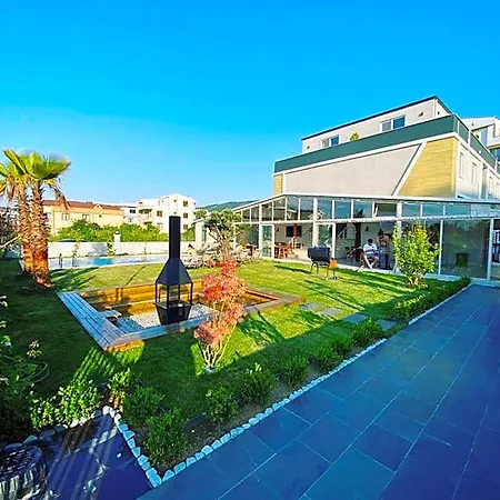 Hotell Royalova 3*