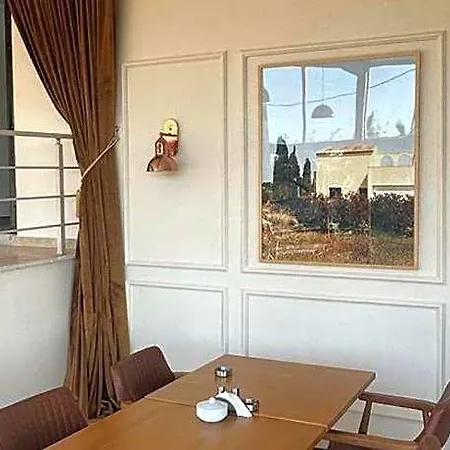 Hotel Royalova 3*