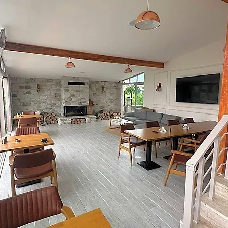 Hotell Royalova Çınarcık