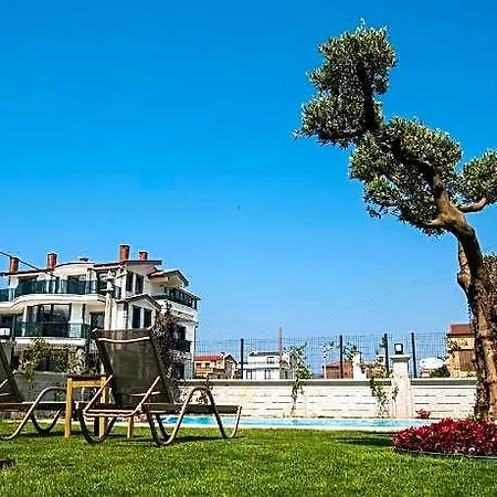 Hotel Royalova Çınarcık