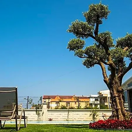 Royalova Hotell Çınarcık