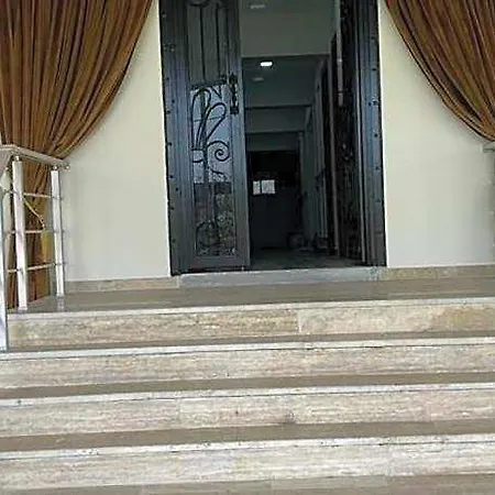 Royalova Hotell