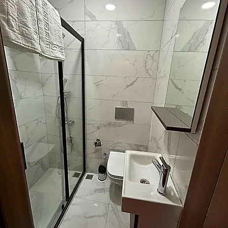 Royalova Çınarcık